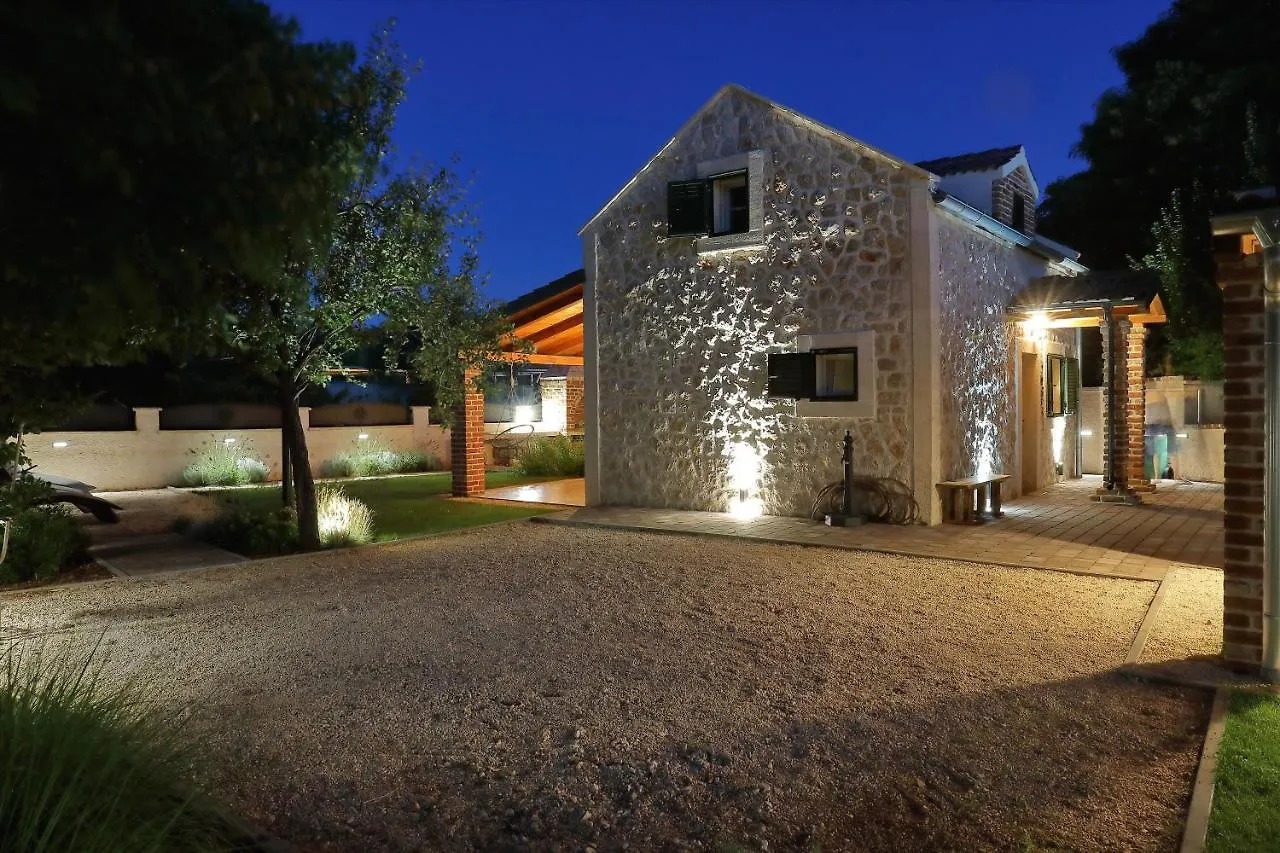 Villa Stone Diamond Zadar Ferienhaus