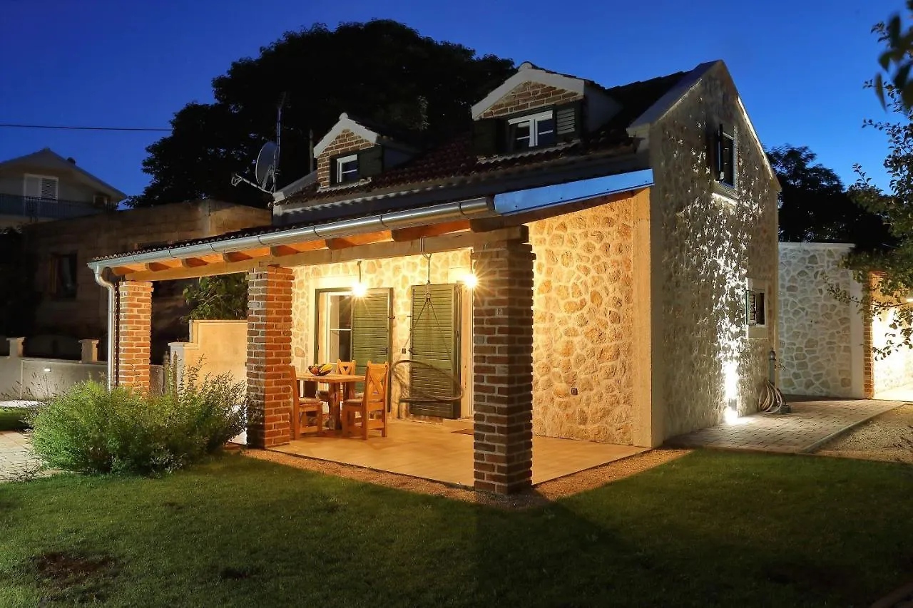 Ferienhaus Villa Stone Diamond Zadar